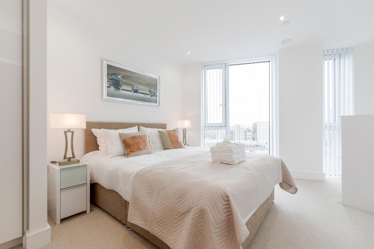 Luxury Stratford Apartment London Exterior photo